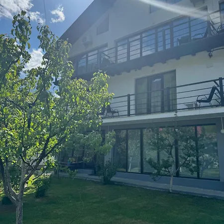 酒店 Guest House 亚列姆切