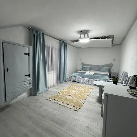 酒店 Guest House 亚列姆切