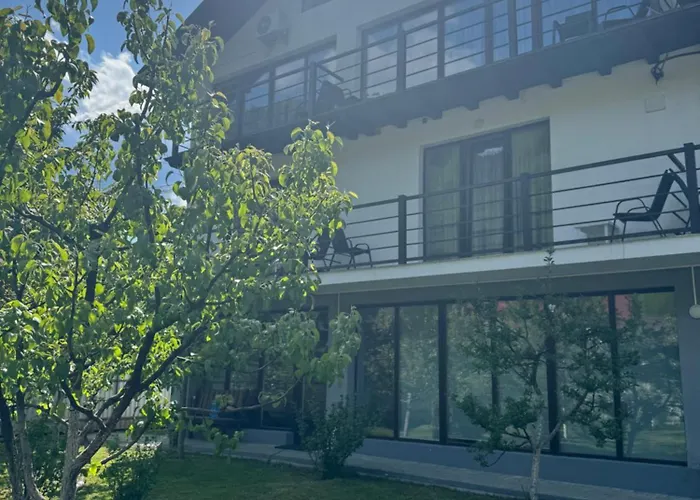 酒店 Guest House 亚列姆切