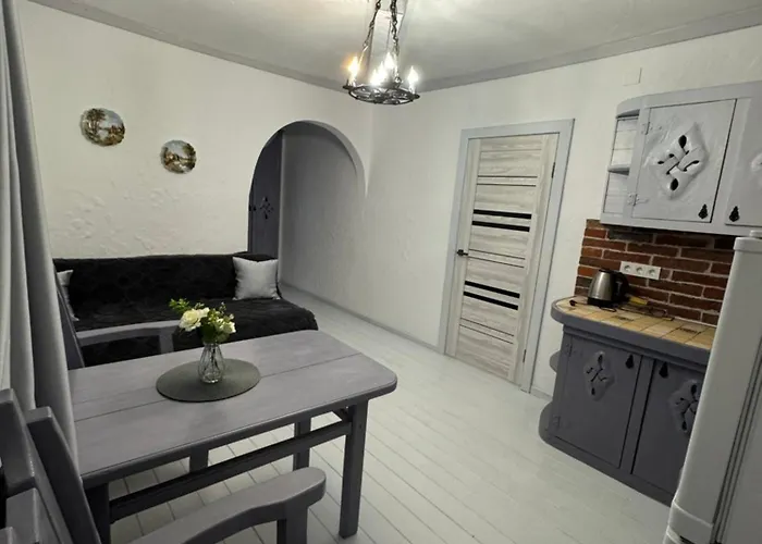Guest House *